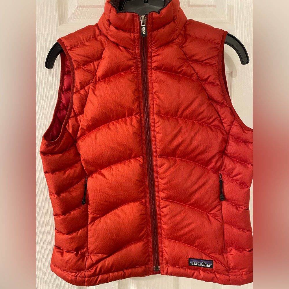 Women’s Patagonia Down Puffer Vest size Small